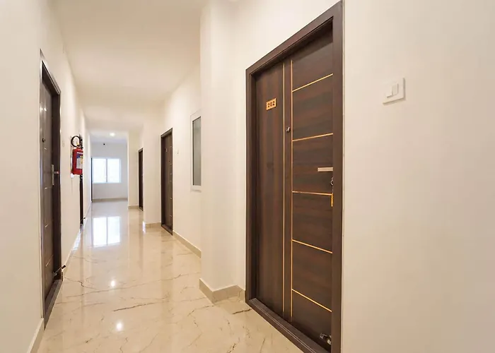 Townhouse Erode Bus Terminal Formerly Everest Viji Residency