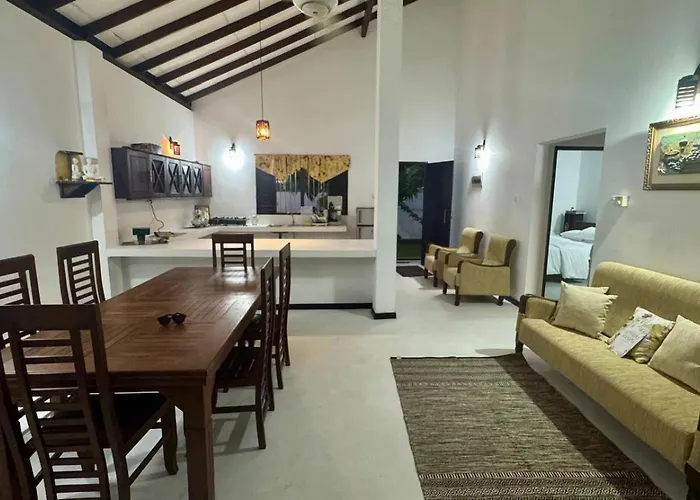 Induruwa Cottage