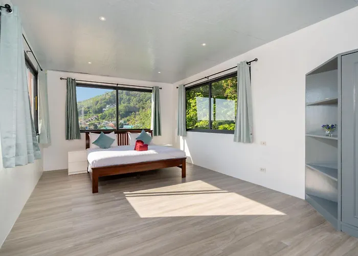 Villa Emerod - 3Br Seaview Villa With Rooftop Pool In Karon