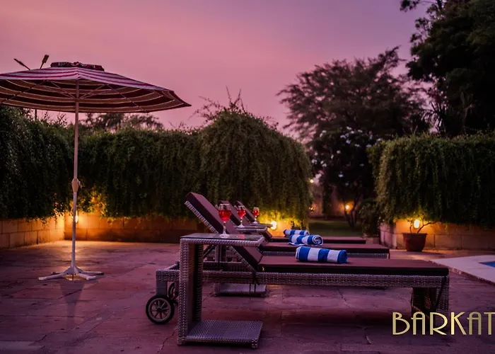 Barkat Luxury Pool Farmhouse 4Bhk Party Villa Delhi