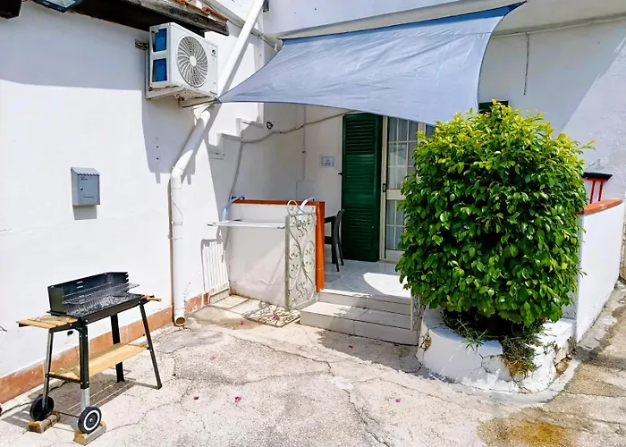 Casa Irrose, Bilocale Completo Di Tutti I Servizi, In Zona Tranquilla