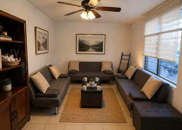 Depto Barrio San Marcos Para Hasta 8 Personas Planta Baja Y Doble Cochera