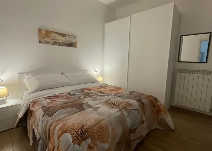 La Contessa Home