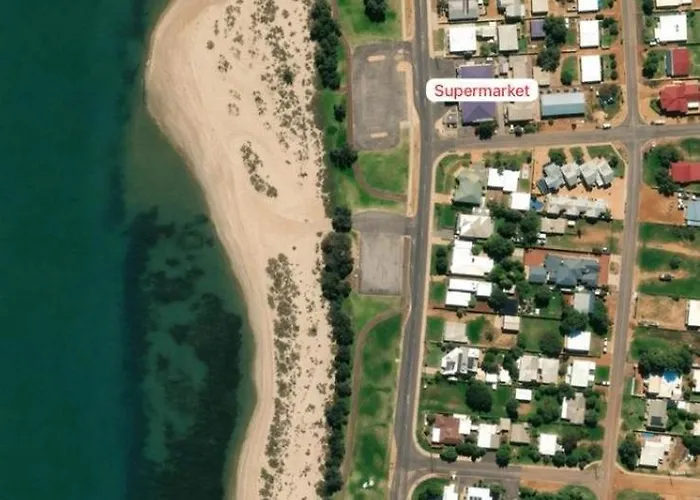 Blue Waters - Beachfront And River View - Sleeps 6 -Central Kalbarri