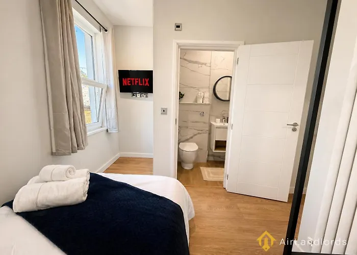 Exclusive 1 Bedroom Flat In The Heart Of Hounslow!