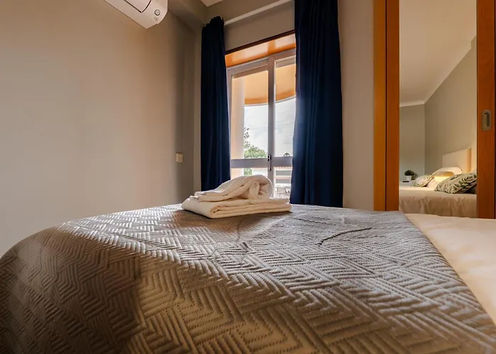 Caldas Charm Getaway - Garden Terrace & Comfort