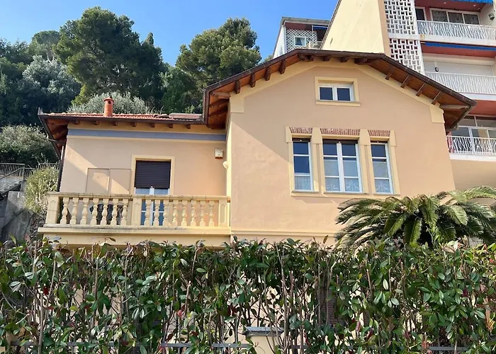 Le Due Onde Laigueglia