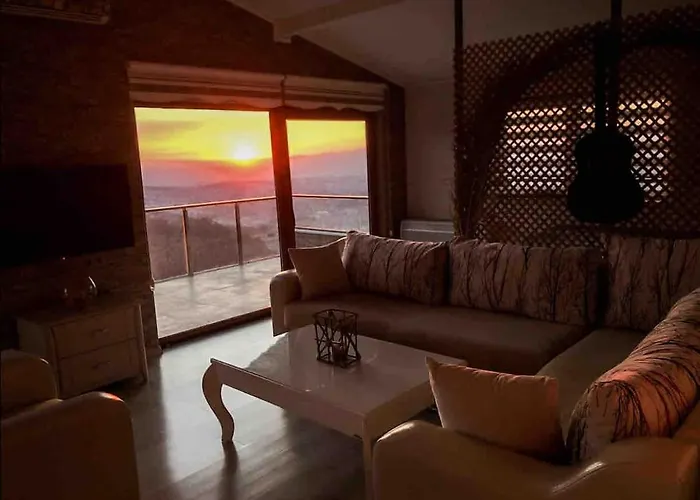 Unique View, Cozy Attic - Roof Suite