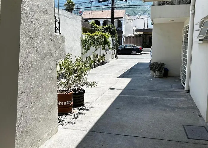 Lazaro D Primer Piso