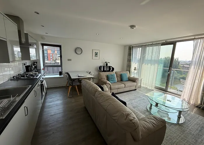 Principal Apartments - Clyde Waterfront Apartments