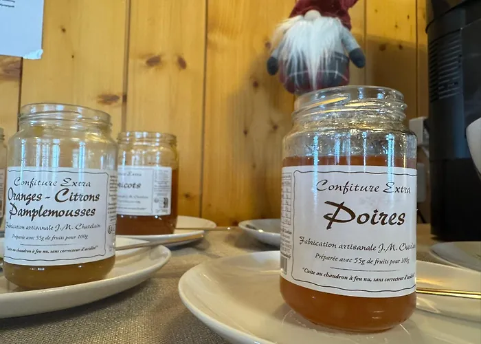 Logis Hotel Le Cairn
