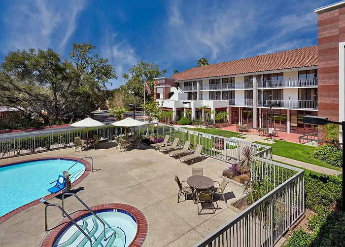 La Quinta By Wyndham Thousand Oaks-Newbury Park