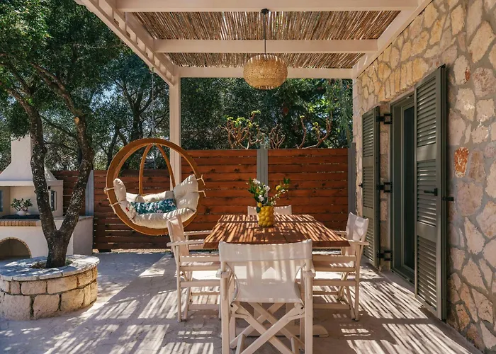 Emerald Villas & Suites - The Finest Hotels Of The World