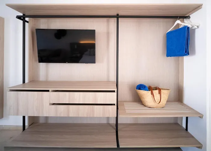 Serenity Apartments (Adults Only)