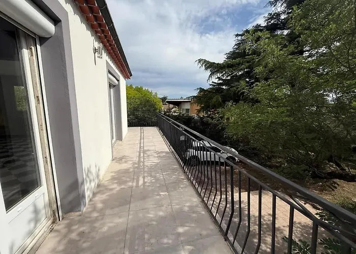 Maison En Etage Avec Jardin