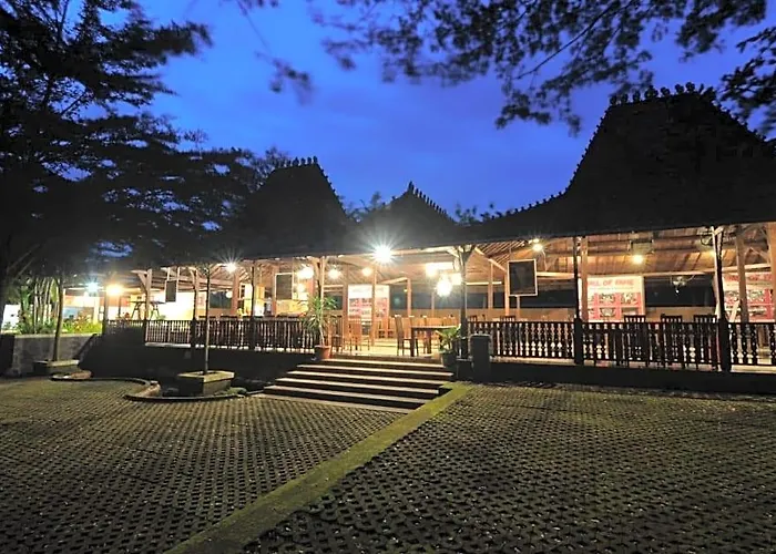 Grand Master Hotel Purwodadi