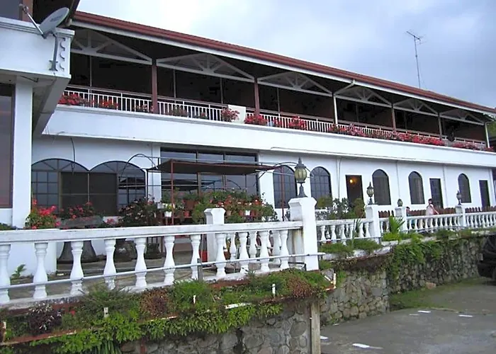 Strawberry Garden Hotel
