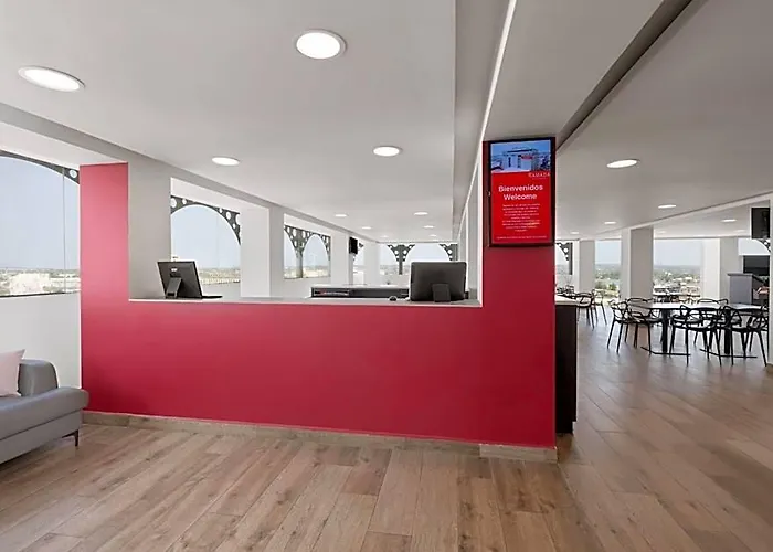 Ramada By Wyndham Tampico Centro