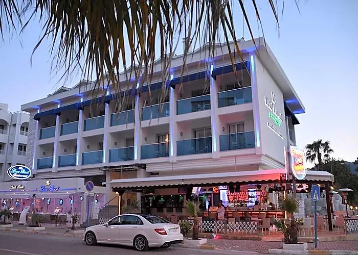 Devamli Hotel