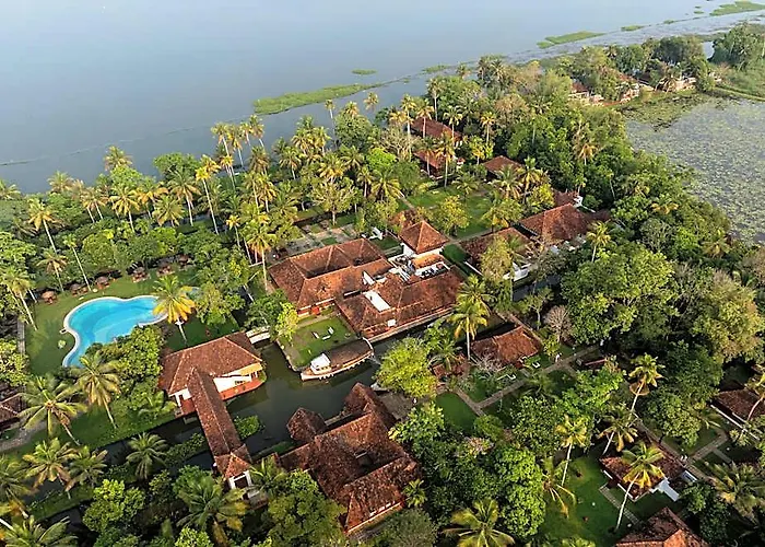 Coconut Lagoon Kumarakom- A Cgh Earth Experience