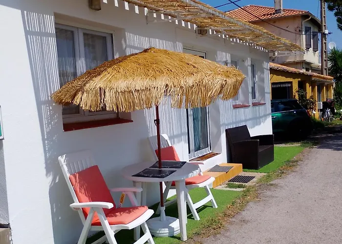 Cabanes Des Aresquiers