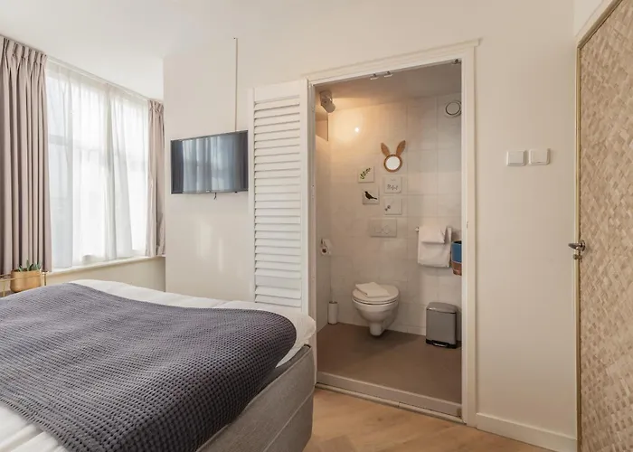 Lot Hotel