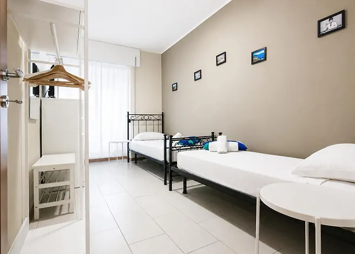 Grab A Flat In Coroneo