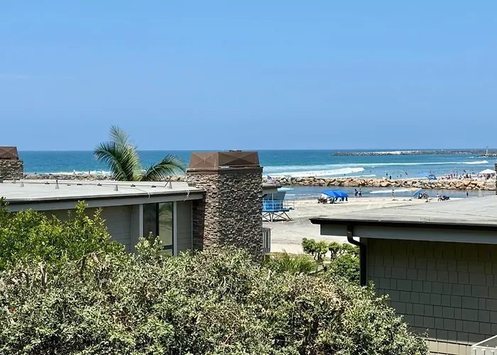 F111 - Morley'S Beach Haven