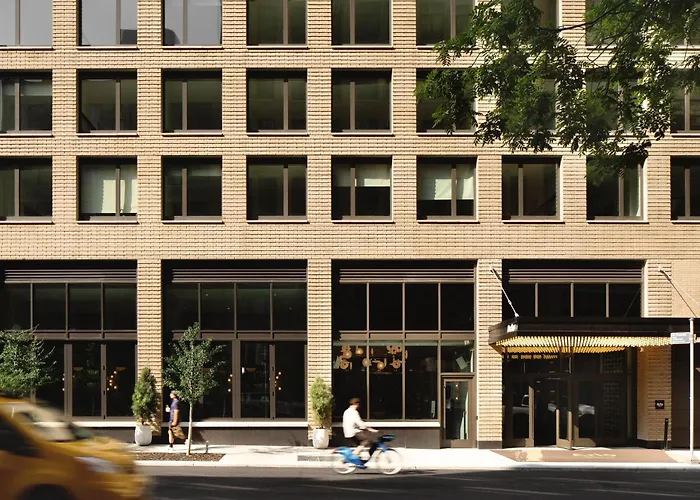 Arlo Midtown