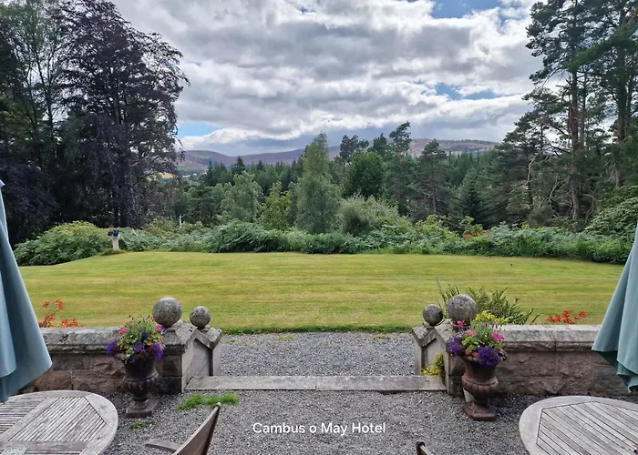 Cambus O' May Traditional Highland Hotel