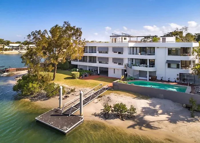 Pisces Apartments