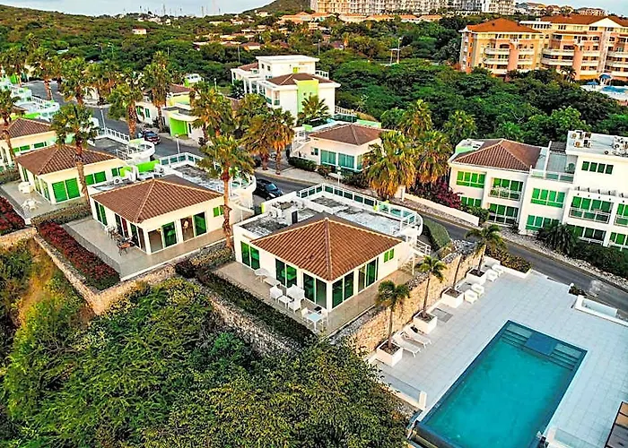 Piscadera Harbour Village