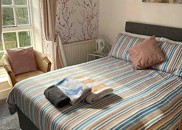Holland Arms Hotel