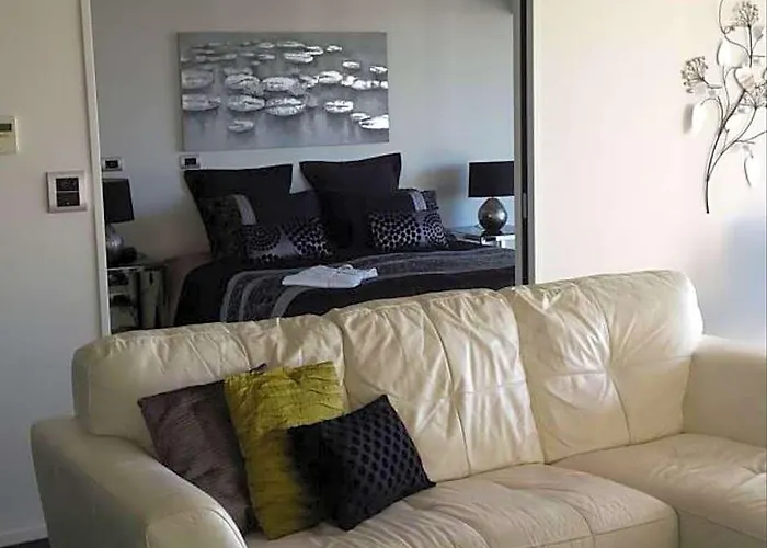 Sumner Re Treat Luxury Apartments