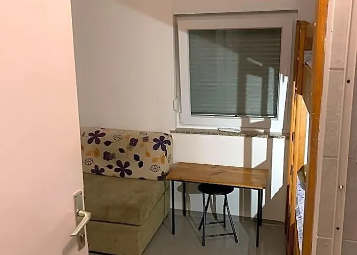 Hostel Kantun
