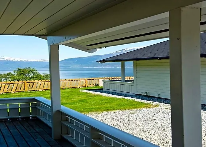 5-Person Holiday Home In Kinsarvik