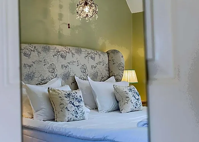 Casina Cottage
