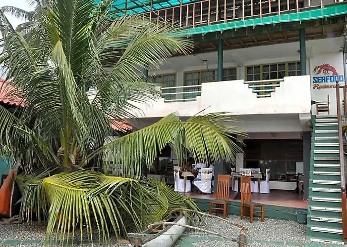 Luthmin River View Hotel