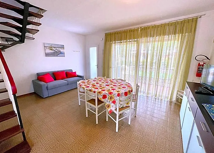 Villa In Caorle With Pool Near Beach