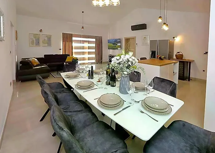 Villa In Starigrad With Heated Pool