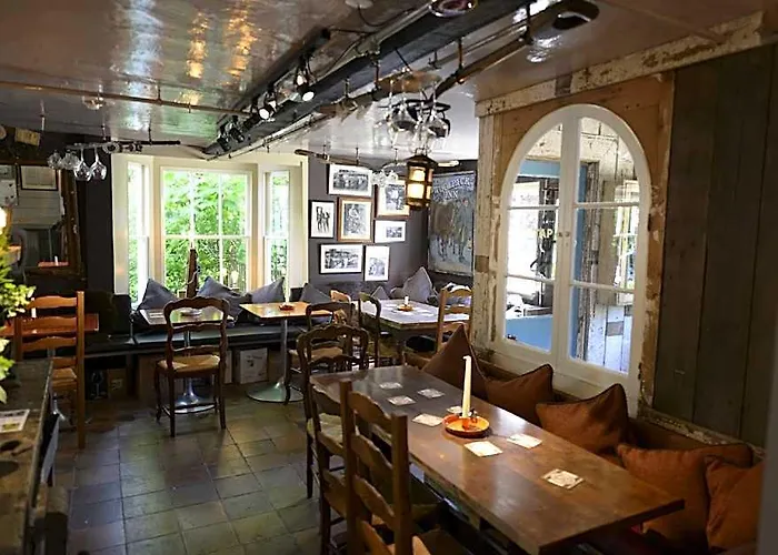 The Woolpack Inn Warehorne