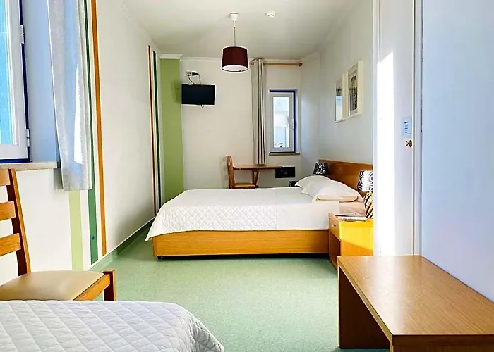 Weaa Hotel