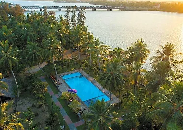 Riviera Resort