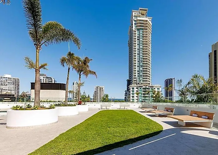 Meriton Suites Surfers Paradise