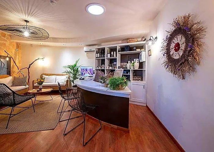 Cnaan Village Boutique Hotel & Spa
