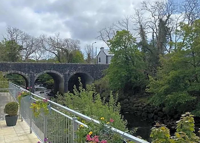 Carrick Gate
