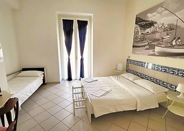 Salerno B&B Santi E Saraceni-New