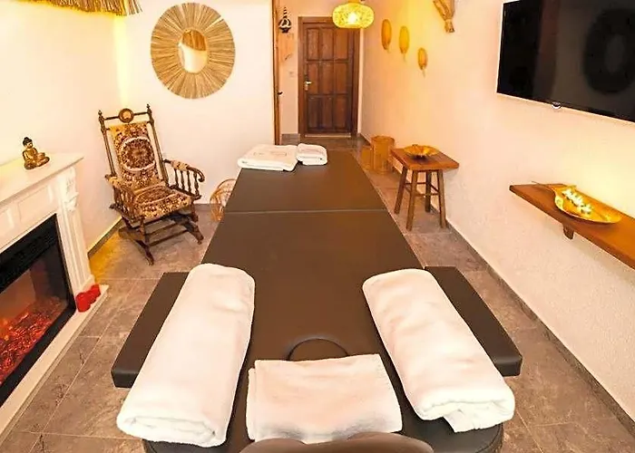 West Coast Boutique Hotel