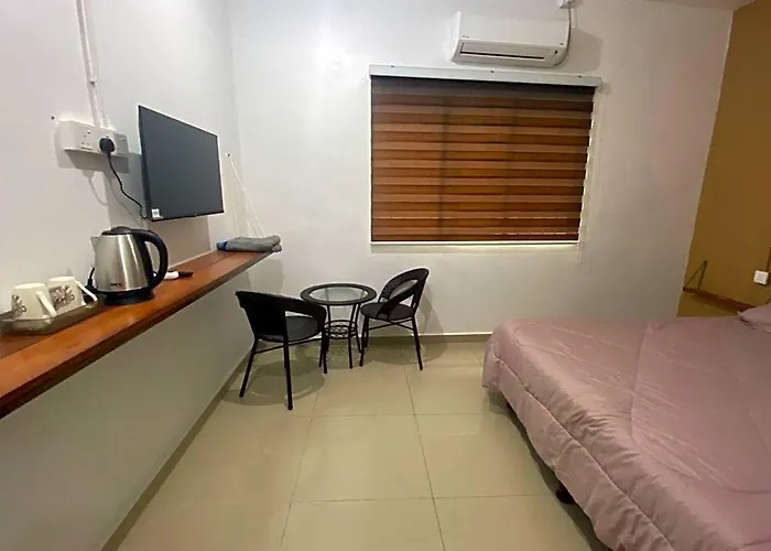 Oyo 90857 Hotel Kong Jing