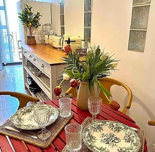 83M2 De Charme Au Coeur De La Cite Imperiale